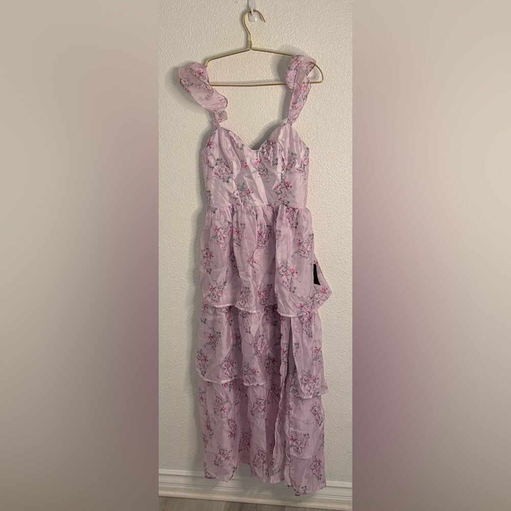 NWT-Lulus- Sweetest Emotion Lilac Floral Ruffled Tiered Bustier Midi Dress-small - Picture 7 of 16
